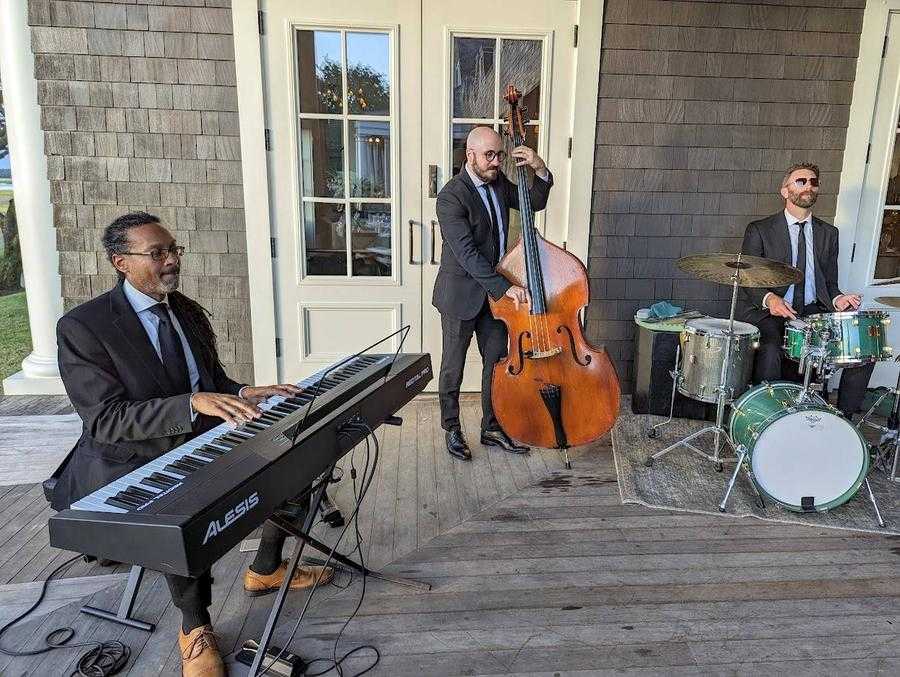 Jazz trio performing