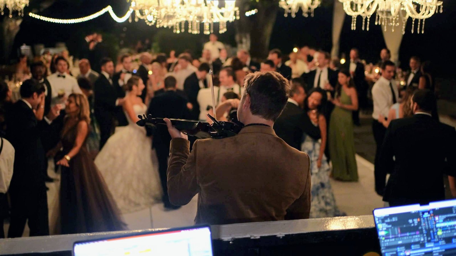 Electric violin dancing