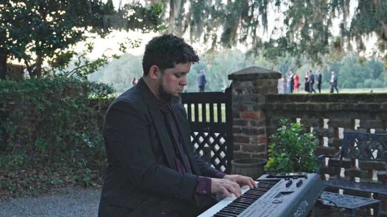 Abdiel Iriarte | Pianist