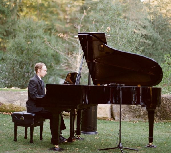 Mini grand piano shell rental