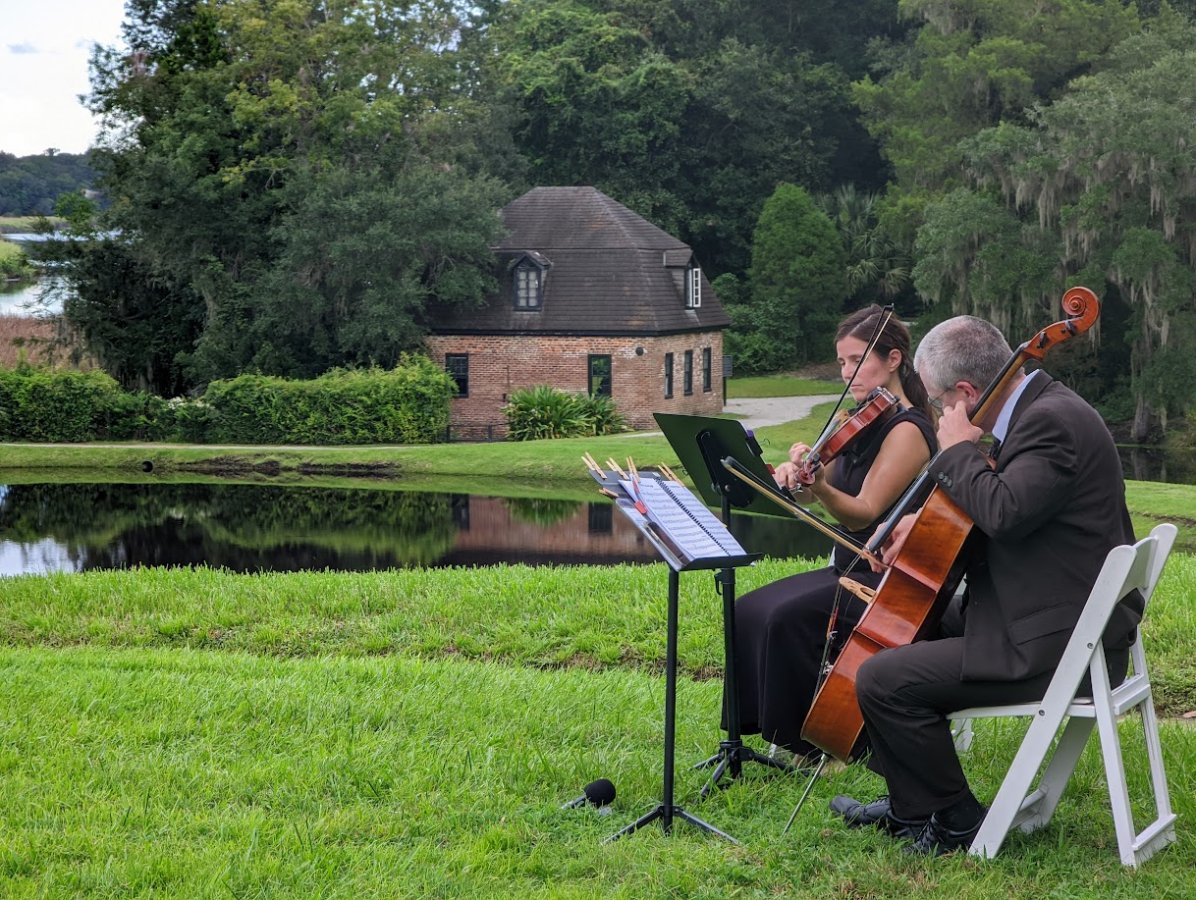 Violin and cello at Middleton Place